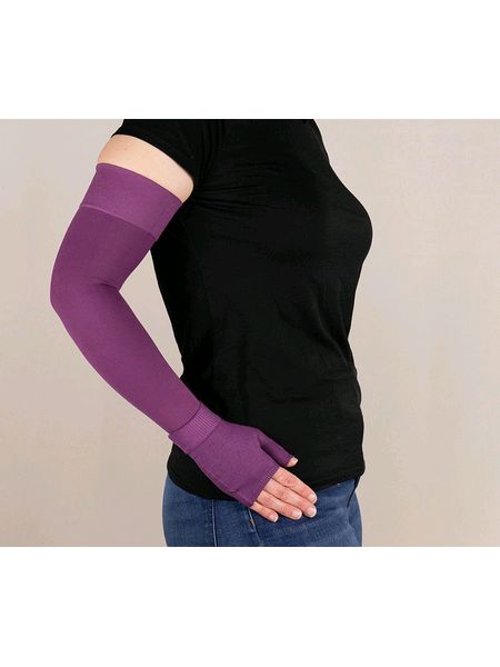 Purple Sleeve and Gauntlet